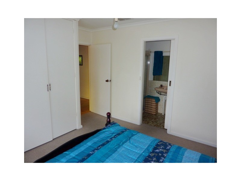 10 Hamilton Cres, Aberfoyle Park SA 5159