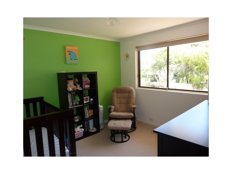 15 Spruce Ave, Aberfoyle Park SA 5159