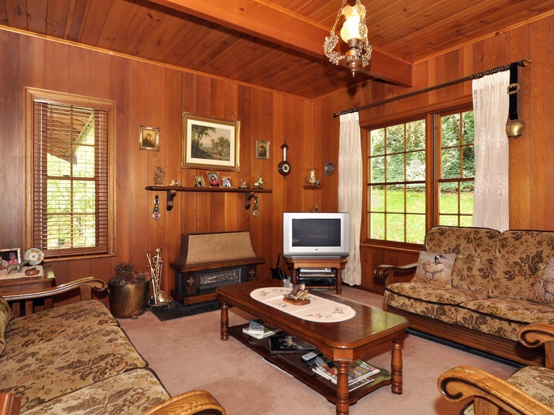 255 Coromandel Pde, Coromandel Valley SA 5051