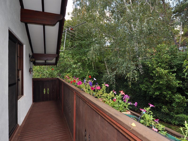 255 Coromandel Pde, Coromandel Valley SA 5051