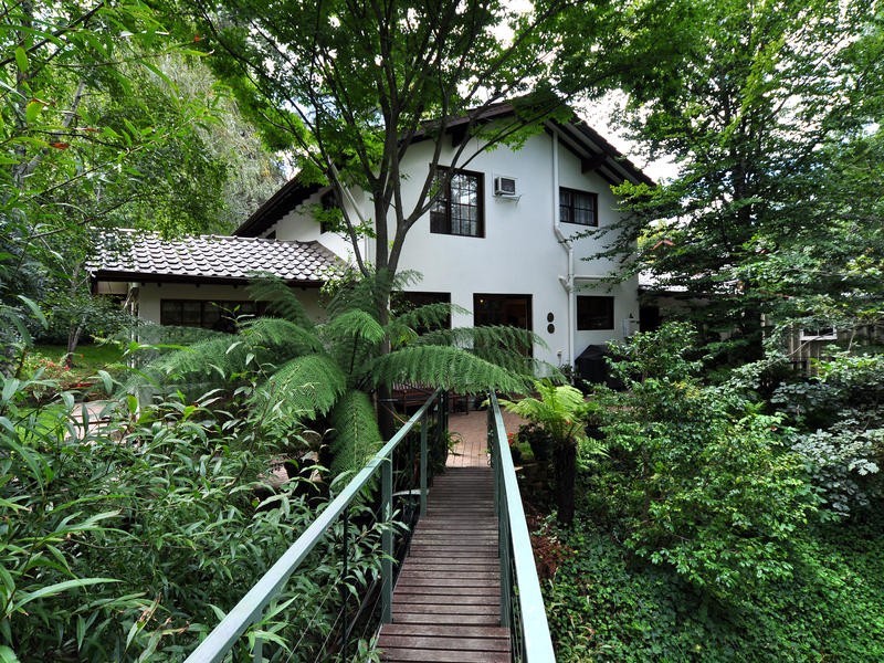 255 Coromandel Pde, Coromandel Valley SA 5051