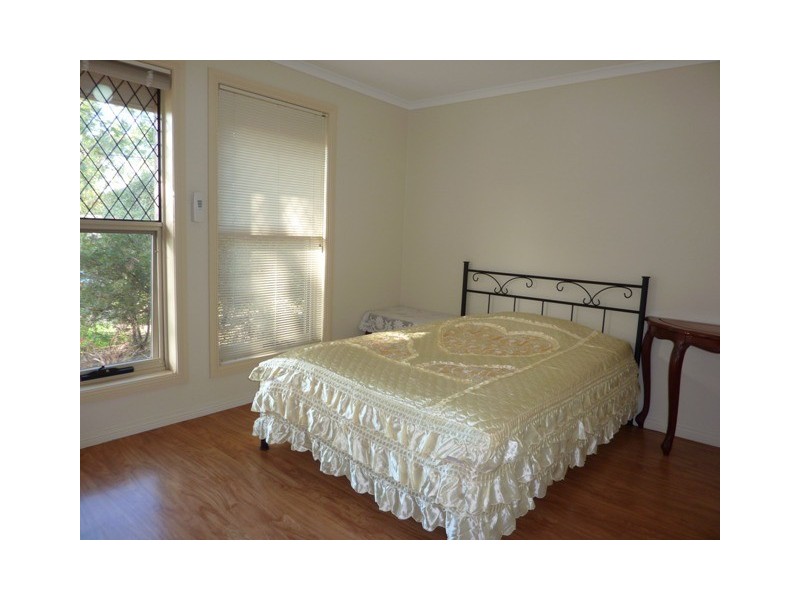 2 Peewit Ave, Glenalta SA 5052