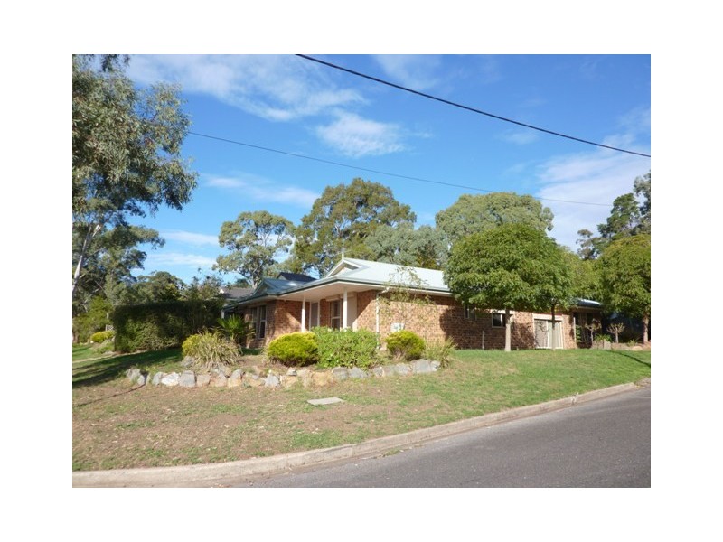 2 Peewit Ave, Glenalta SA 5052