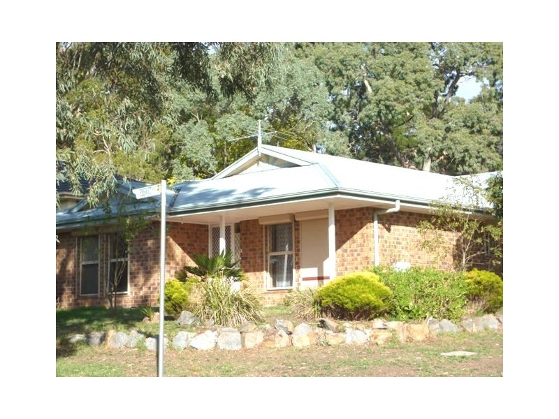 2 Peewit Ave, Glenalta SA 5052