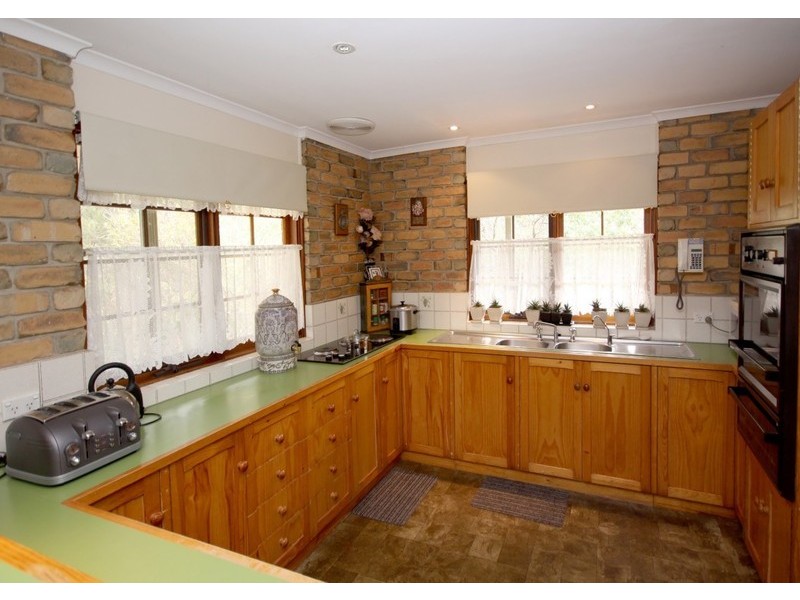 3a Barbara Cres, Coromandel Valley SA 5051