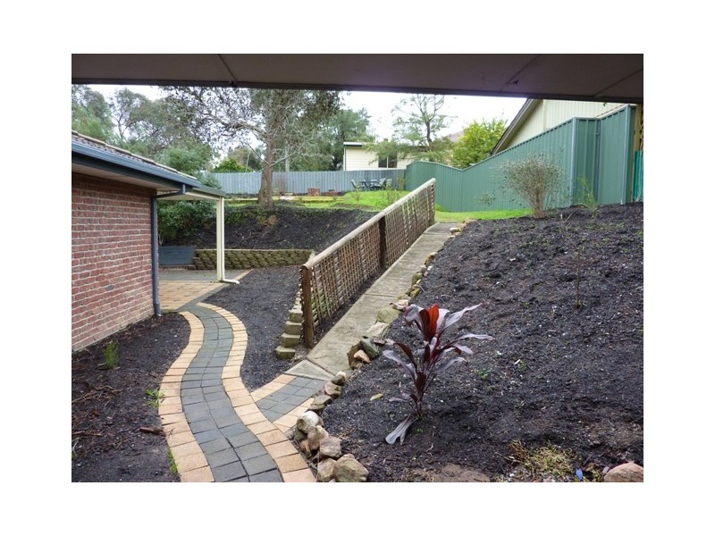 44 Murrays Hill Rd, Coromandel Valley SA 5051