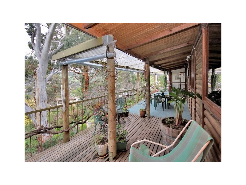 24 Jackson Ave, Coromandel Valley SA 5051