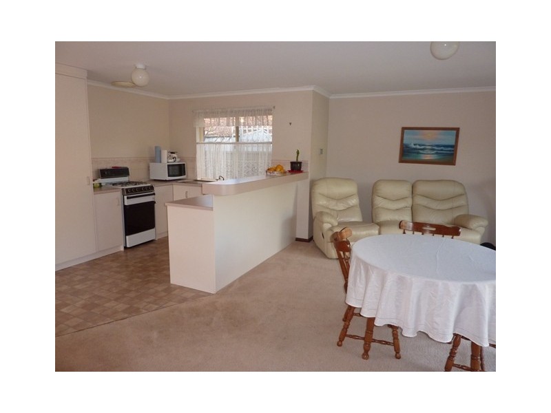 29  Bordeaux Drive, Woodcroft SA 5162