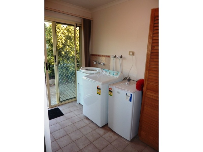 29  Bordeaux Drive, Woodcroft SA 5162