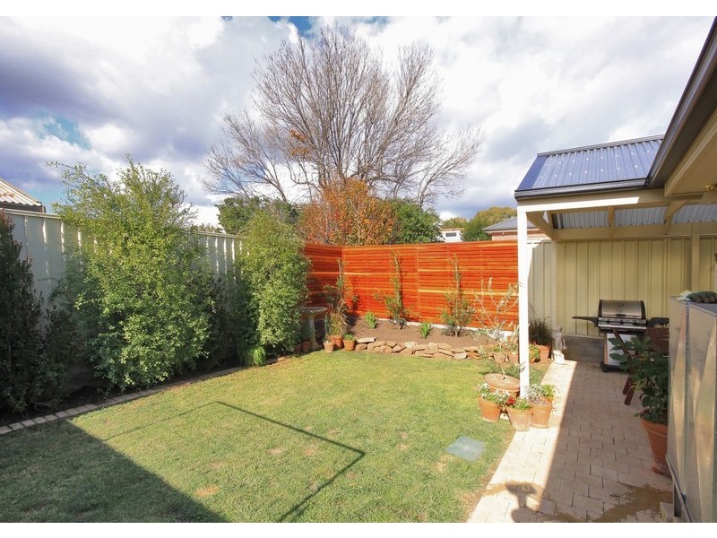 3 Saxon St, Clovelly Park SA 5042