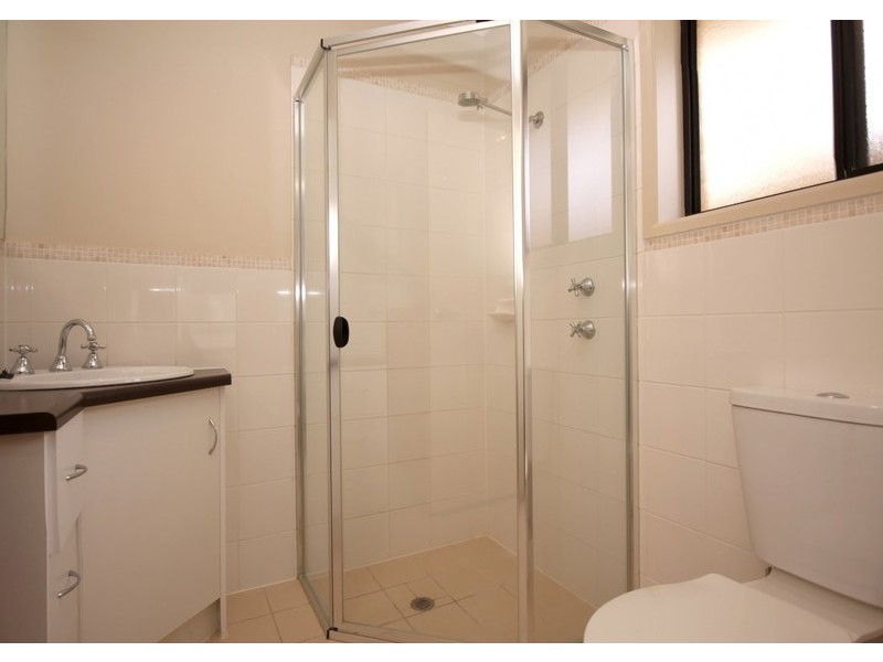 3 Saxon St, Clovelly Park SA 5042