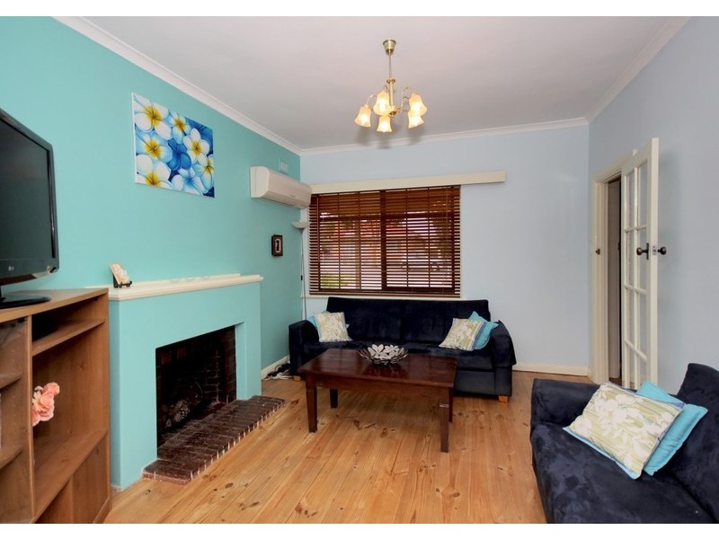 19 Celtic Ave, Clovelly Park SA 5042