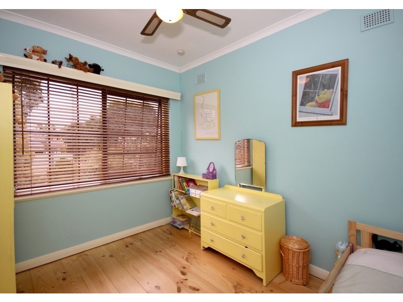 19 Celtic Ave, Clovelly Park SA 5042