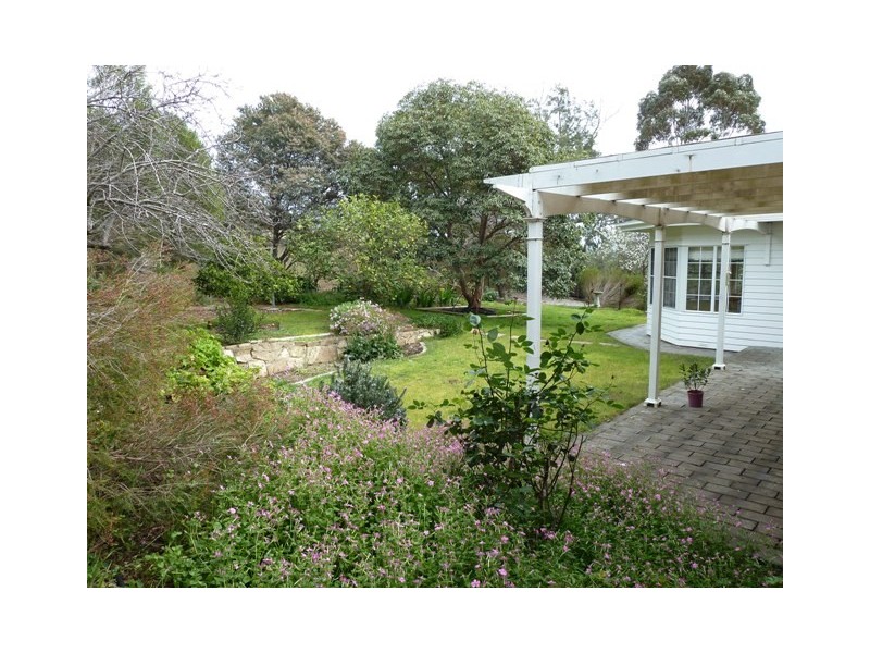 6 Murtoa Road, Eden Hills SA 5050