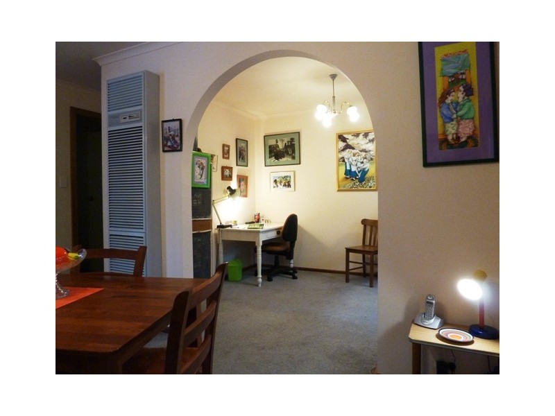 10 Madigan Crescent, Woodcroft SA 5162