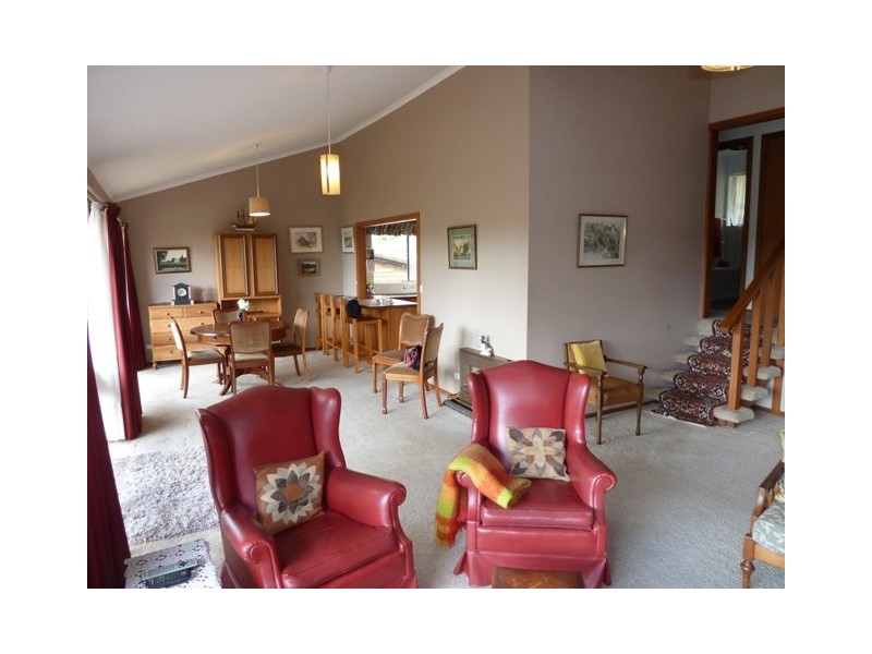 6 Almond Court, Coromandel Valley SA 5051