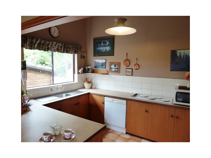 6 Almond Court, Coromandel Valley SA 5051