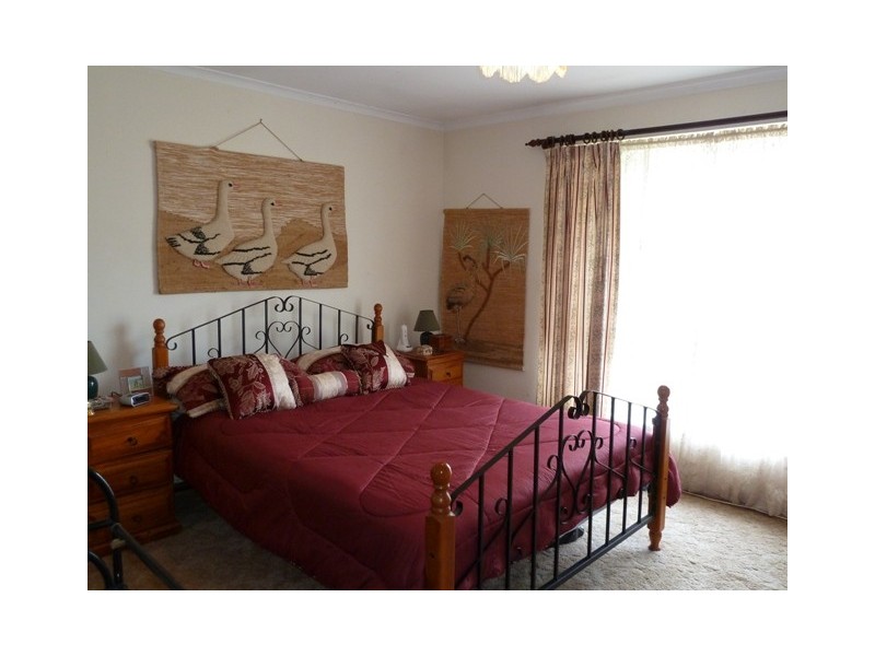 21 Moore Road, Reynella SA 5161