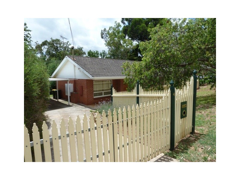 4 Coro Cres, Coromandel Valley SA 5051