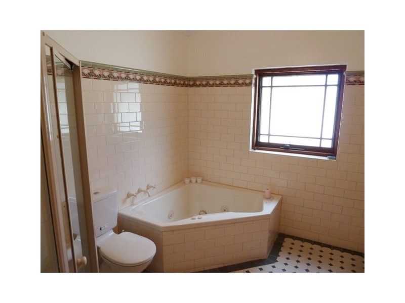 35 Wilpena St, Eden Hills SA 5050
