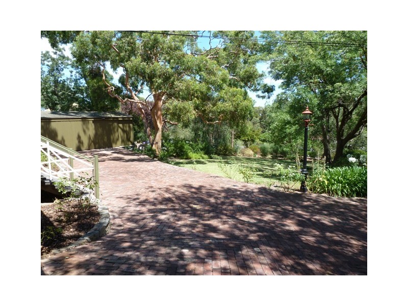 35 Wilpena St, Eden Hills SA 5050
