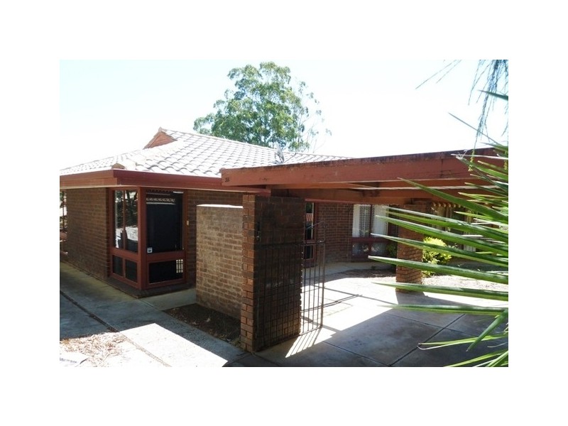 35  Woodhall Drive, Happy Valley SA 5159