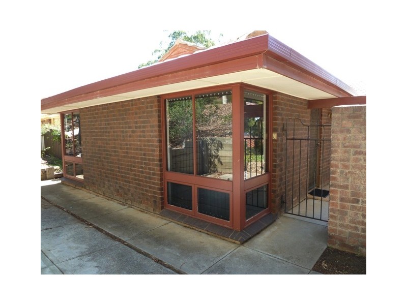 35  Woodhall Drive, Happy Valley SA 5159