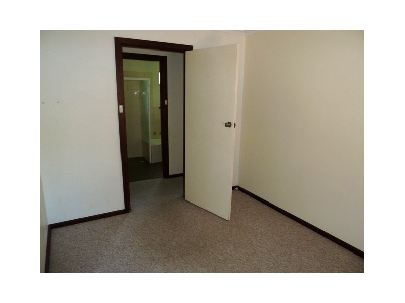 35  Woodhall Drive, Happy Valley SA 5159