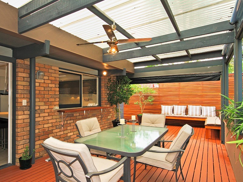 28 Oakdene Crescent, Coromandel Valley SA 5051