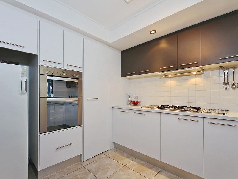 28 Oakdene Crescent, Coromandel Valley SA 5051
