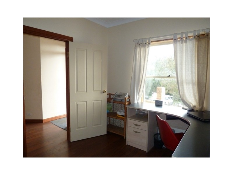 21  Nayook Grove, Happy Valley SA 5159