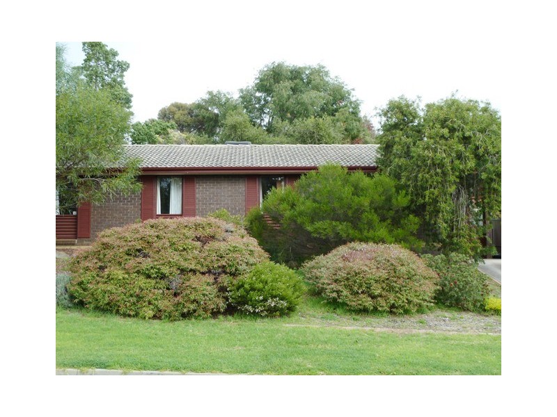 18 Elmgrove Street, Aberfoyle Park SA 5159