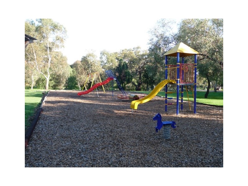 6 Explorer Court, Woodcroft SA 5162