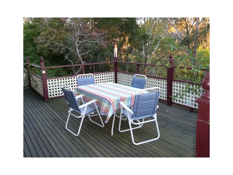 5 Glenwood Drive, Bellevue Heights SA 5050