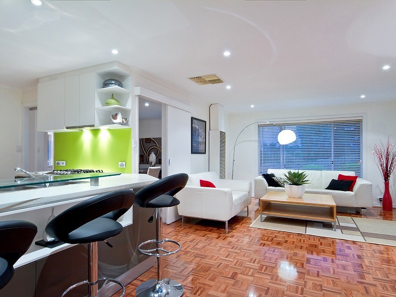 18 Chifley Crescent, Trott Park SA 5158