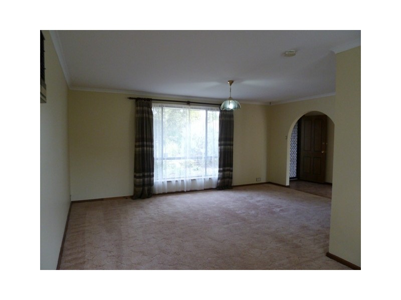 13 Stoneyhill Street, Reynella East SA 5161