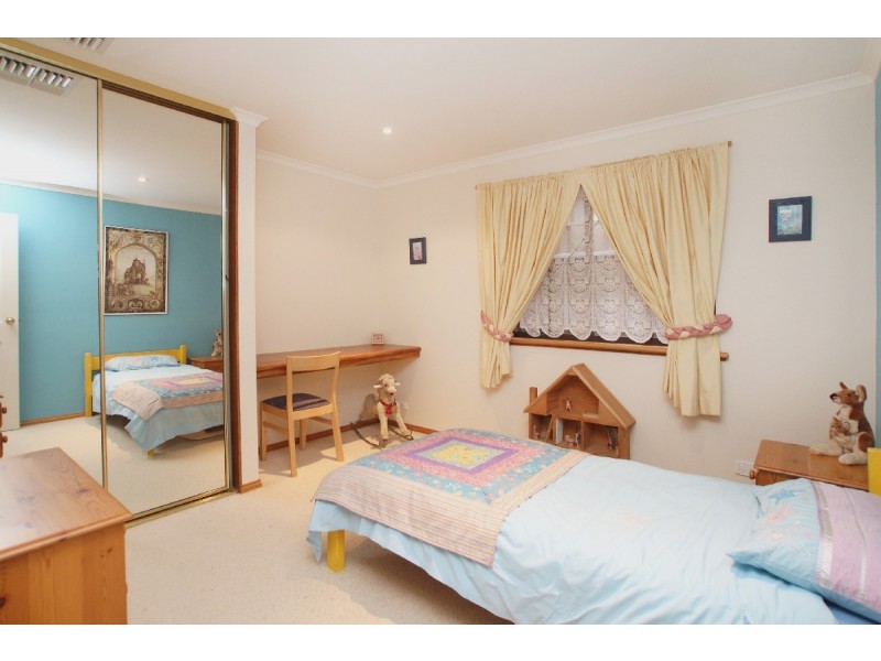 5 Rebecca Place, Flagstaff Hill SA 5159