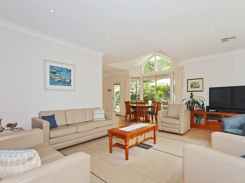 26 Meadowvale Road, Coromandel Valley SA 5051