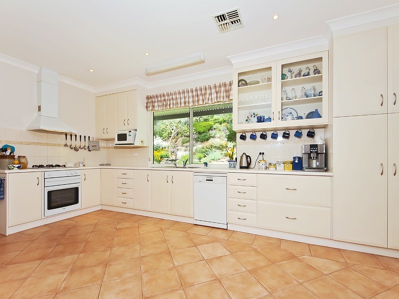 26 Meadowvale Road, Coromandel Valley SA 5051