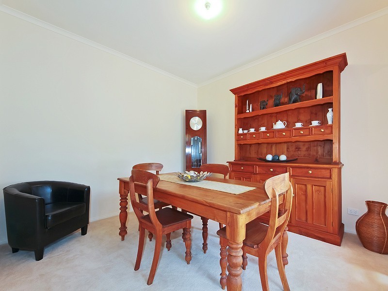 3 Oakley Road, Aberfoyle Park SA 5159