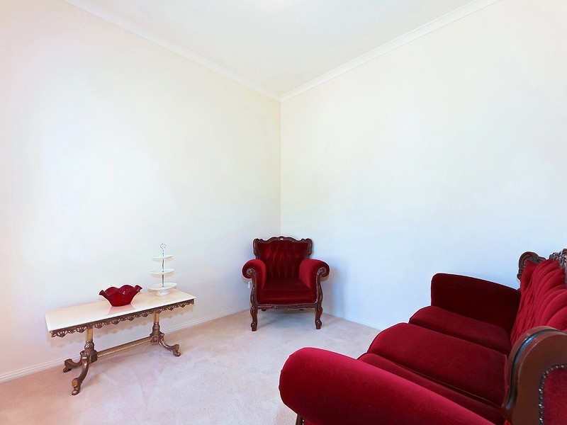 3 Oakley Road, Aberfoyle Park SA 5159