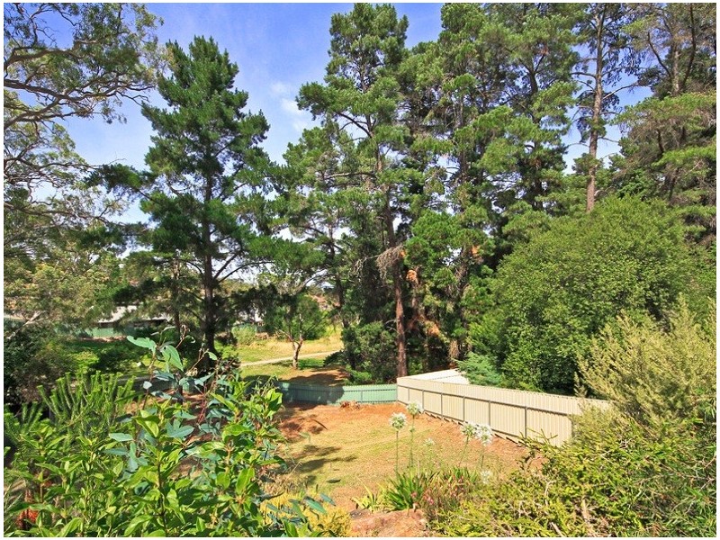 3 Oakley Road, Aberfoyle Park SA 5159