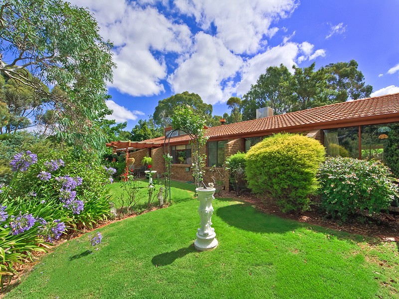 12 Watchman Drive, Coromandel Valley SA 5051