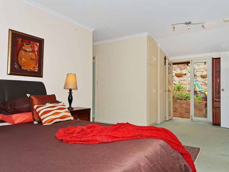 14 Sherwood Drive, Glenalta SA 5052