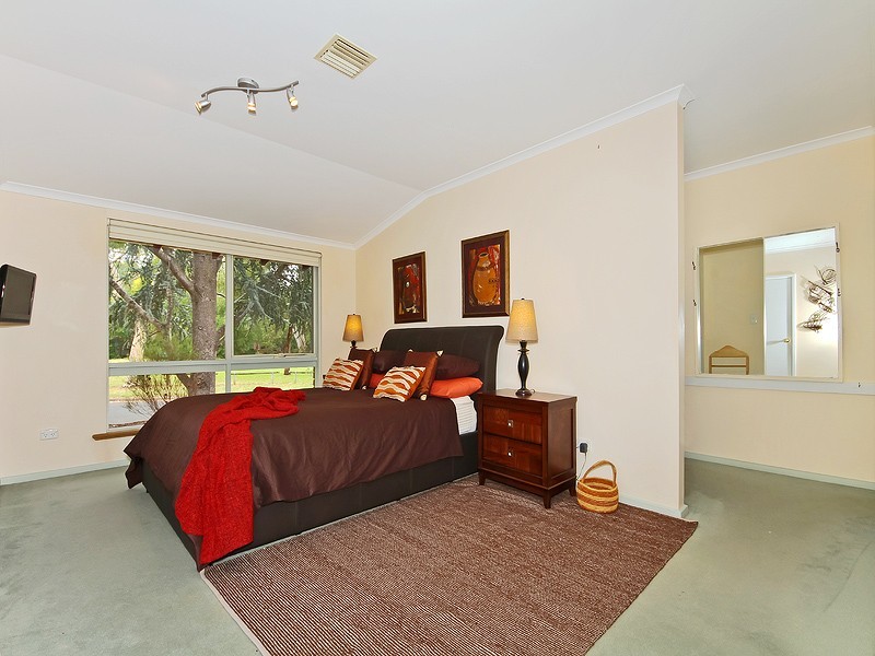 14 Sherwood Drive, Glenalta SA 5052