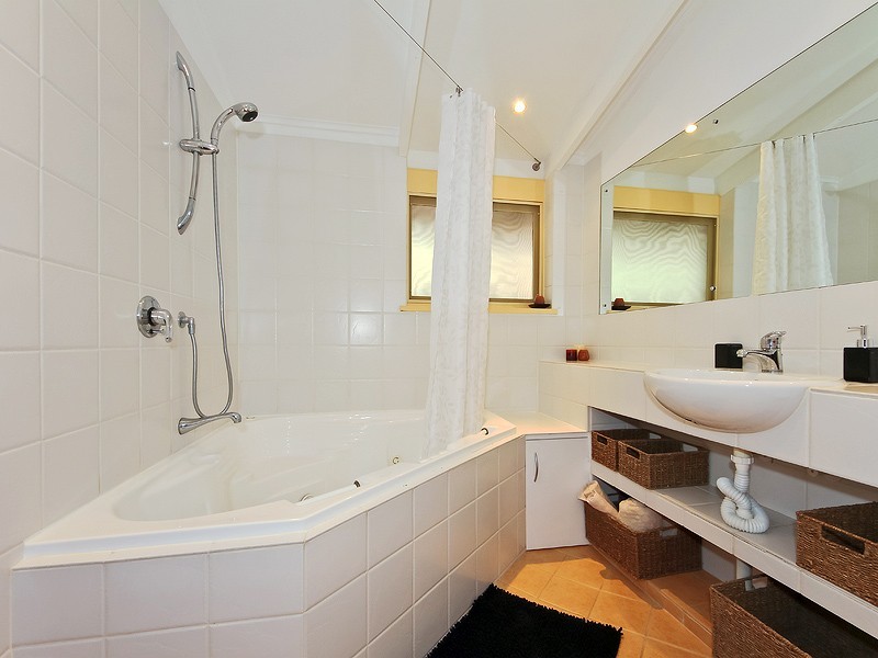 14 Sherwood Drive, Glenalta SA 5052