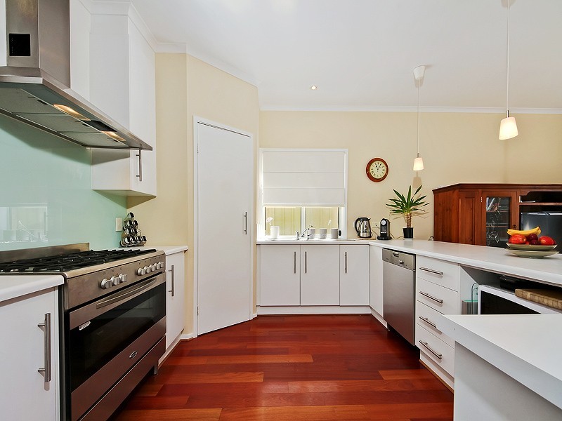 20 The Walk, Coromandel Valley SA 5051