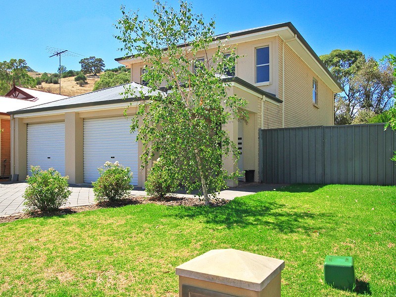 20 The Walk, Coromandel Valley SA 5051