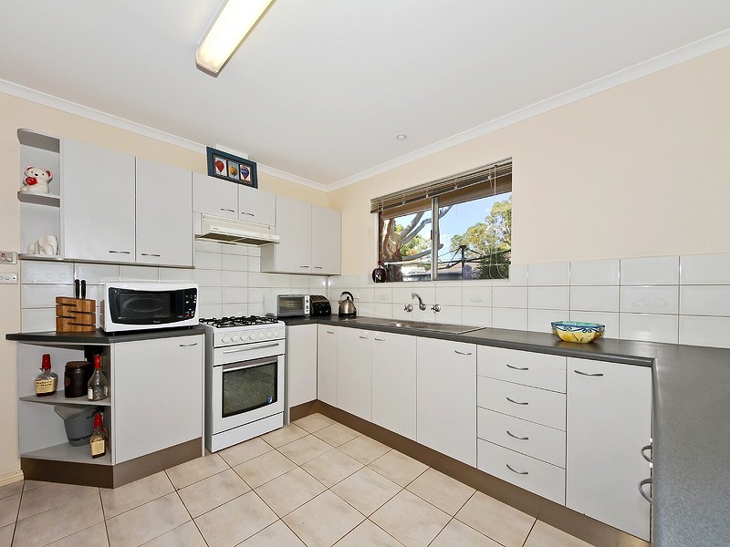 8 Fyfe Court, Aberfoyle Park SA 5159
