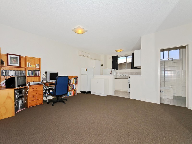 4/13 Burbank Avenue, Bedford Park SA 5042